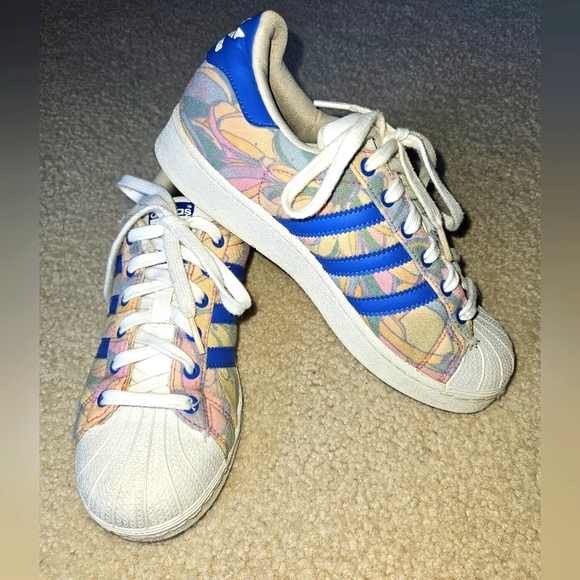 adidas Shoes - RARE Adidas Superstar Cloth Trainers Floral Sneakers Womens 7 Yellow Blue Pink